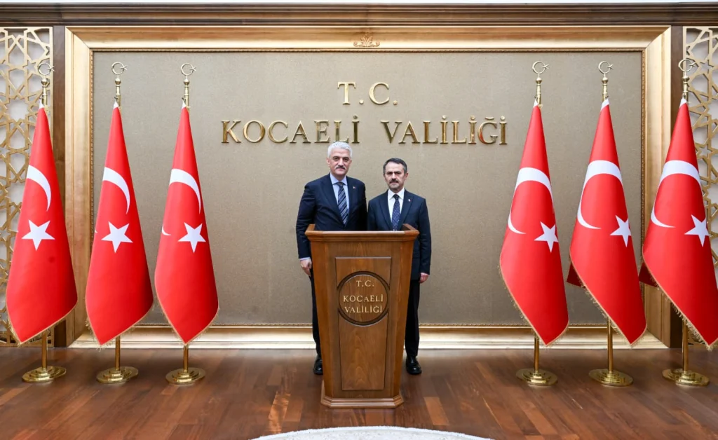Vali Makas’tan Vali Aktaş’a nezaket ziyareti
