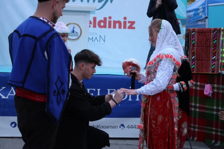 Kartepe Hıdırellez’i coşkuyla kutladı