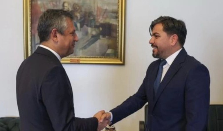 Arif Kocabıyık’ın CHP üyeliği durduruldu