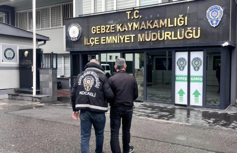 Silah suçlusu Kocaeli’de yakalandı!
