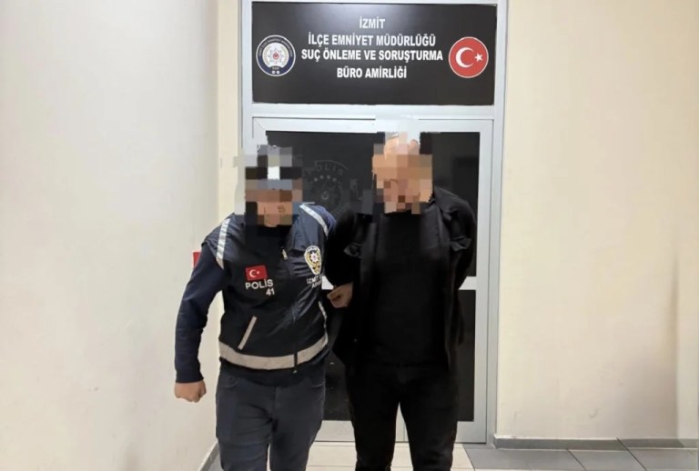 İzmit’te 5 yıl hapisli dolandırıcı yakalandı!