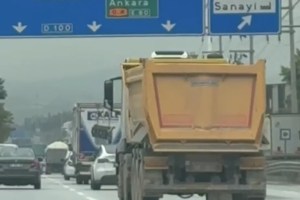 Gebze E-5’te kamyon dehşeti!