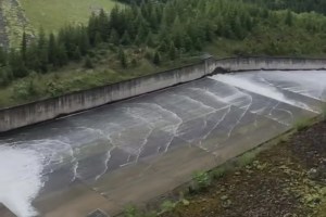 Yuvacık Barajı taştı, kapaklar açıldı