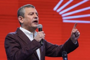 Özgür Özel: Buradan çıkmayacağız!