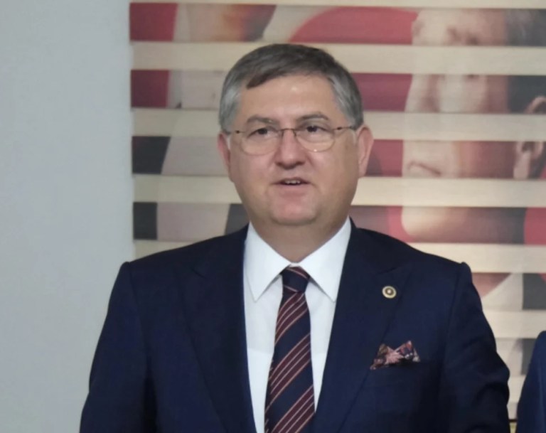 CHP Genel Merkezi’ne müdahale kabul edilemez!