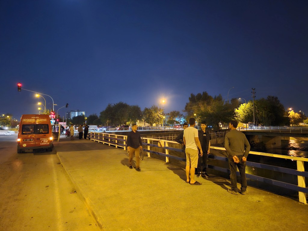 Adana'da Sulama Kanalına Düşen Genç Kayboldu