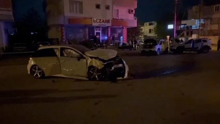 Adana Kozan'da Zincirleme Kaza: 1 Kişi Hayatını Kaybetti