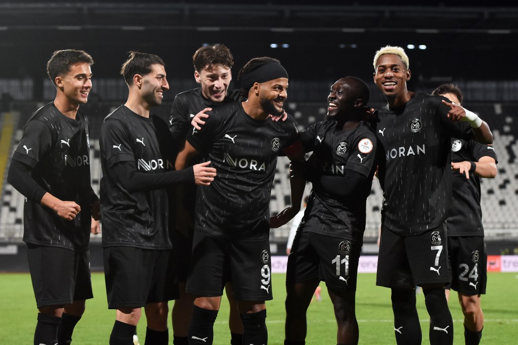 Manisa FK Sezonu Bol Gollü Galibiyetle Kapattı