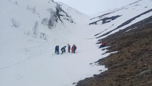 Artvin'de Çığ Altında Kalan Çoban İçin Arama Yeniden Başladı