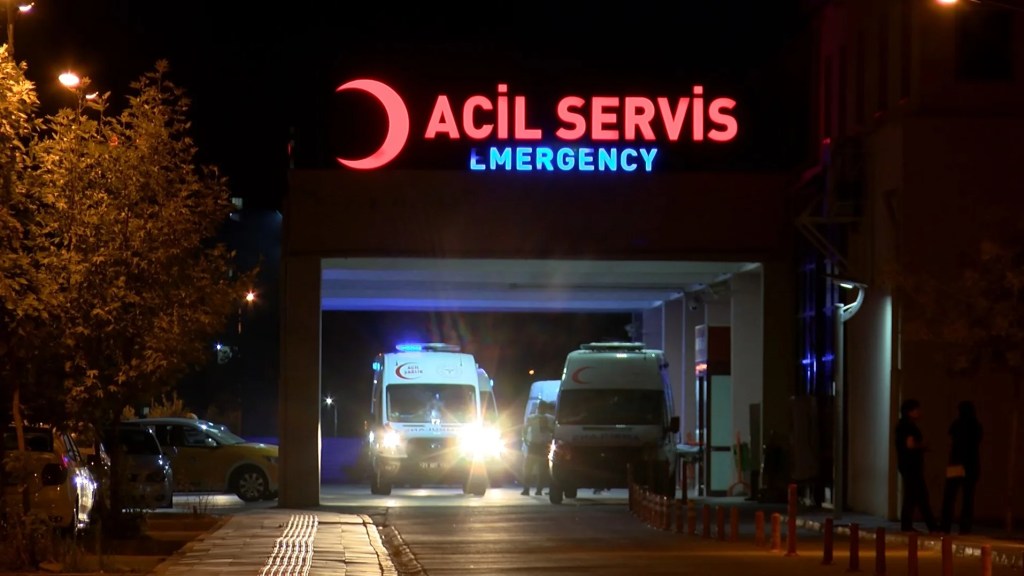 Diyarbakır'da Kutlamada Yorgun Mermi Kazası