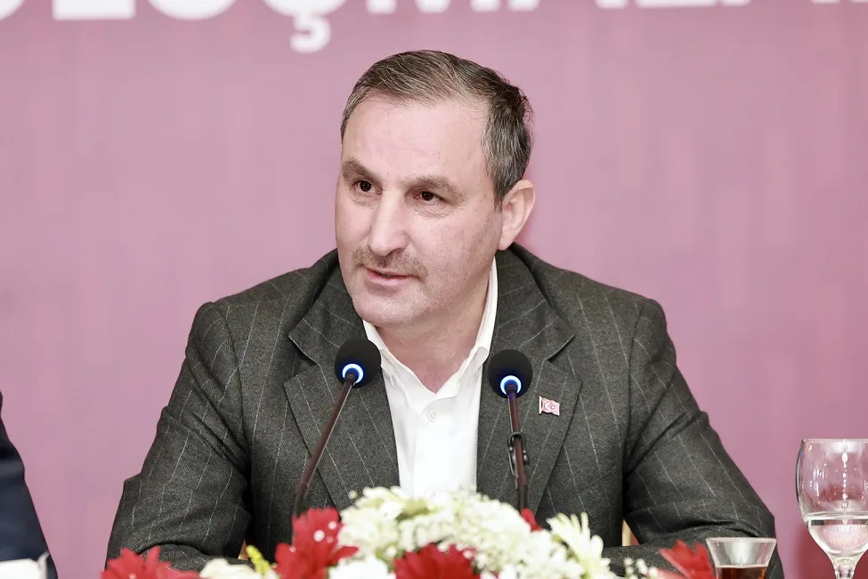 Sultanbeyli'de '7 Güzel Çocuk' Kitabı Tanıtıldı