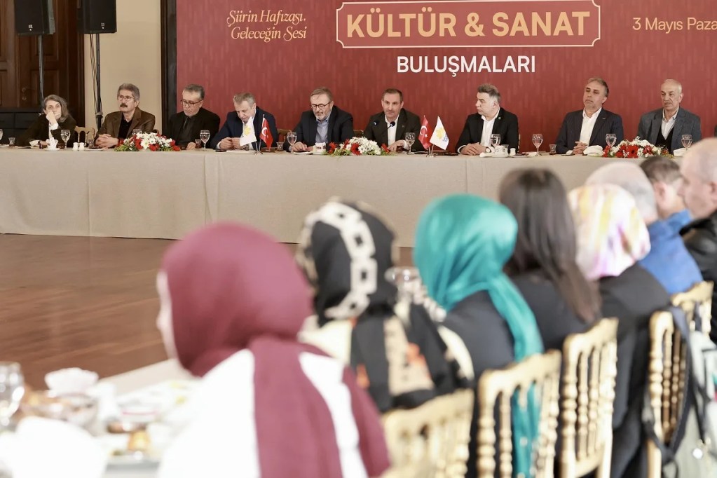 Sultanbeyli'de '7 Güzel Çocuk' Kitabı Tanıtıldı