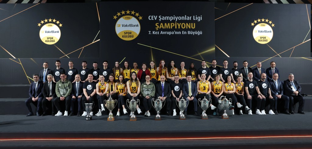 VakıfBank'ın Zaferi: 7. CEV Şampiyonlar Ligi Kupası