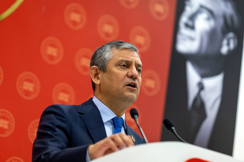CHP İktidar İçin Hücuma Geçiyor