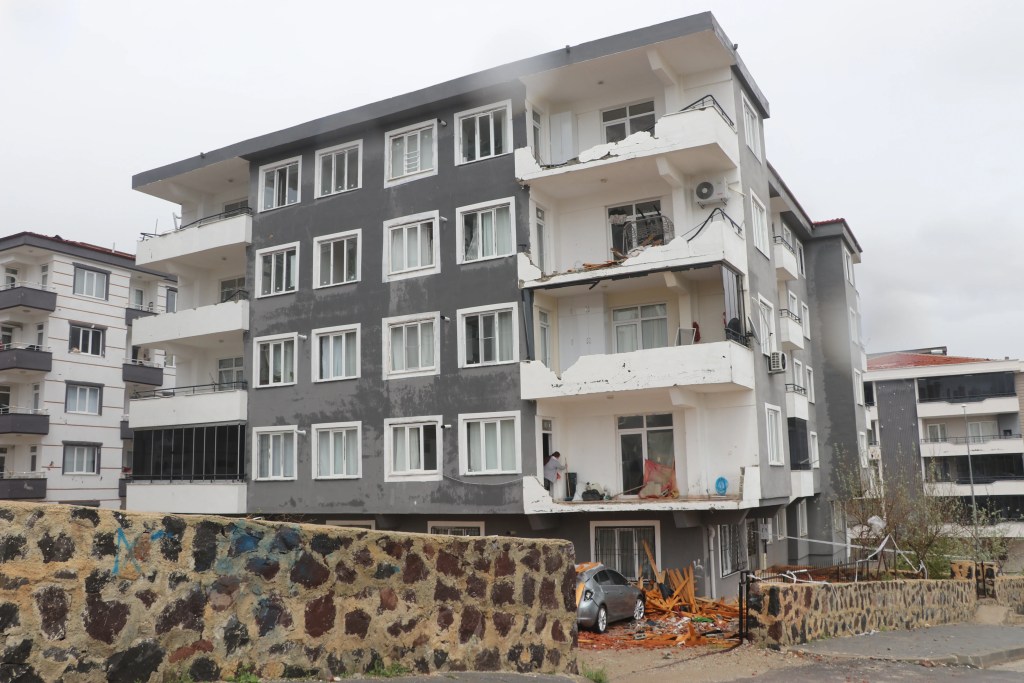 Gaziantep'te Fırtına Sonrası Hasar Gün Yüzüne Çıktı