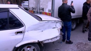 Bağcılar'da Kontrolden Çıkan Kamyon 8 Araca Çarptı