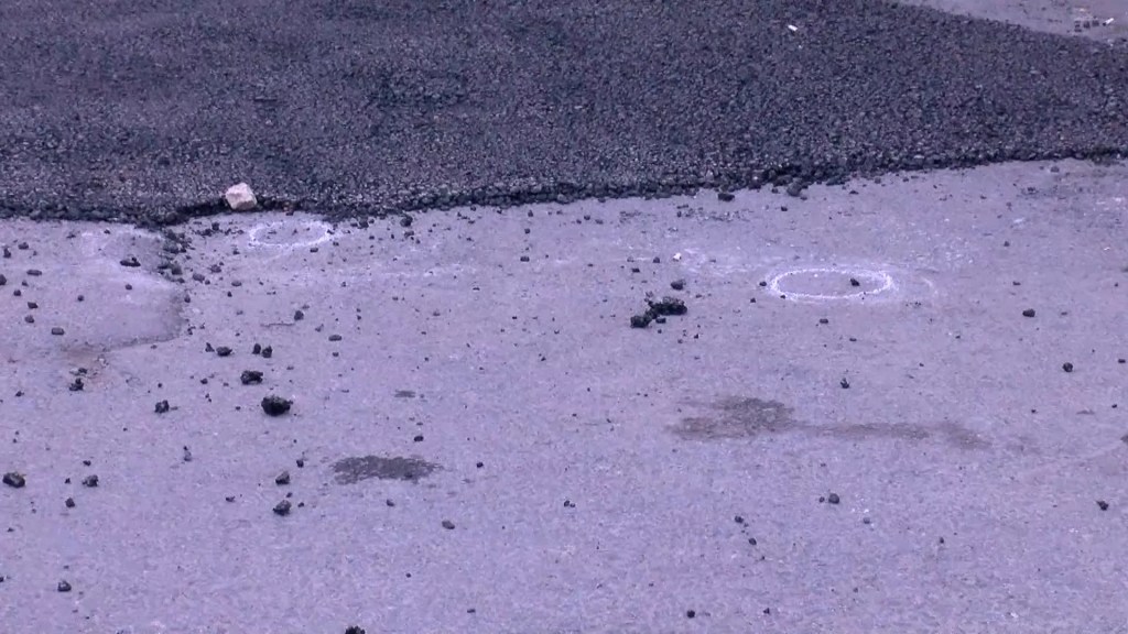 Küçükçekmece'de kahvehanede silahlı saldırı