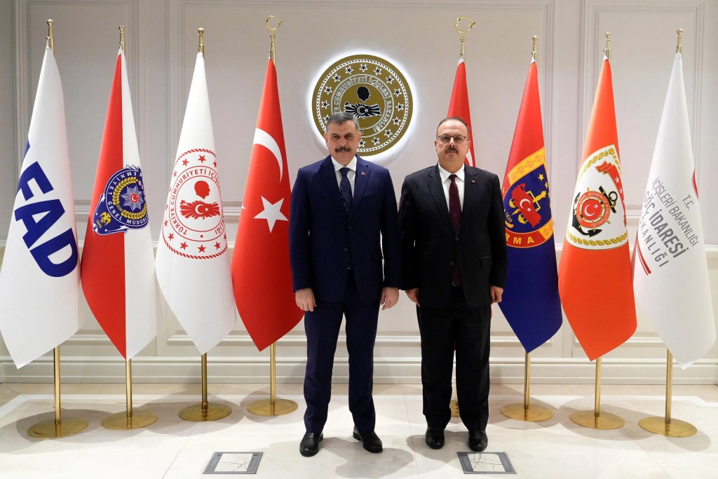 Bakan Çiftçi Ankara Valisi Canbolat'ı Ağırladı