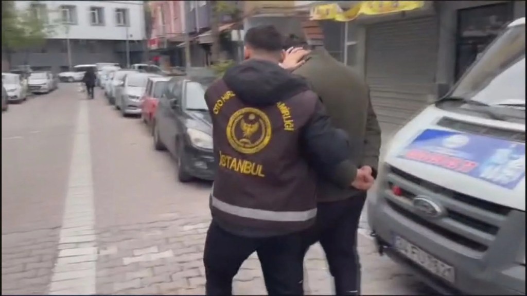 İstanbul'da Change Araç Operasyonu: 16 Gözaltı, 28 Araç Ele Geçirildi