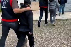 Adana’da Evsizi Darbeden Çocuğa Ev Hapsi Cezası Verildi