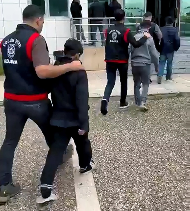 Adana'da Evsizi Darbeden Çocuğa Ev Hapsi Cezası Verildi