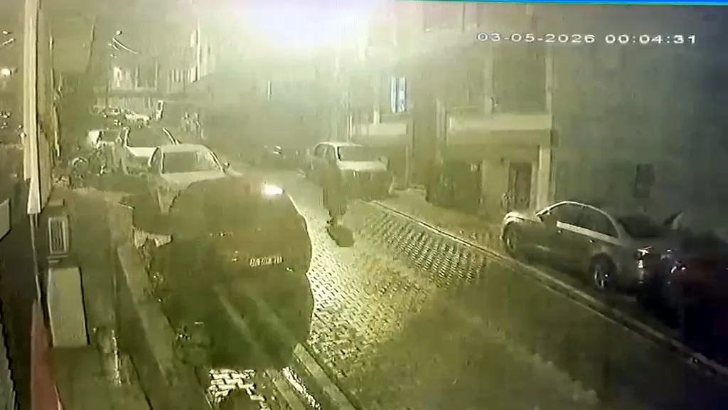 Avcılar'da Mutfak Camını Kıran Şüpheli Komşu Çıktı