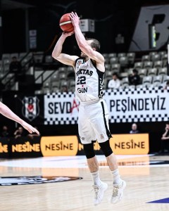 Beşiktaş GAİN, Aliağa Petkimspor'u mağlup etti