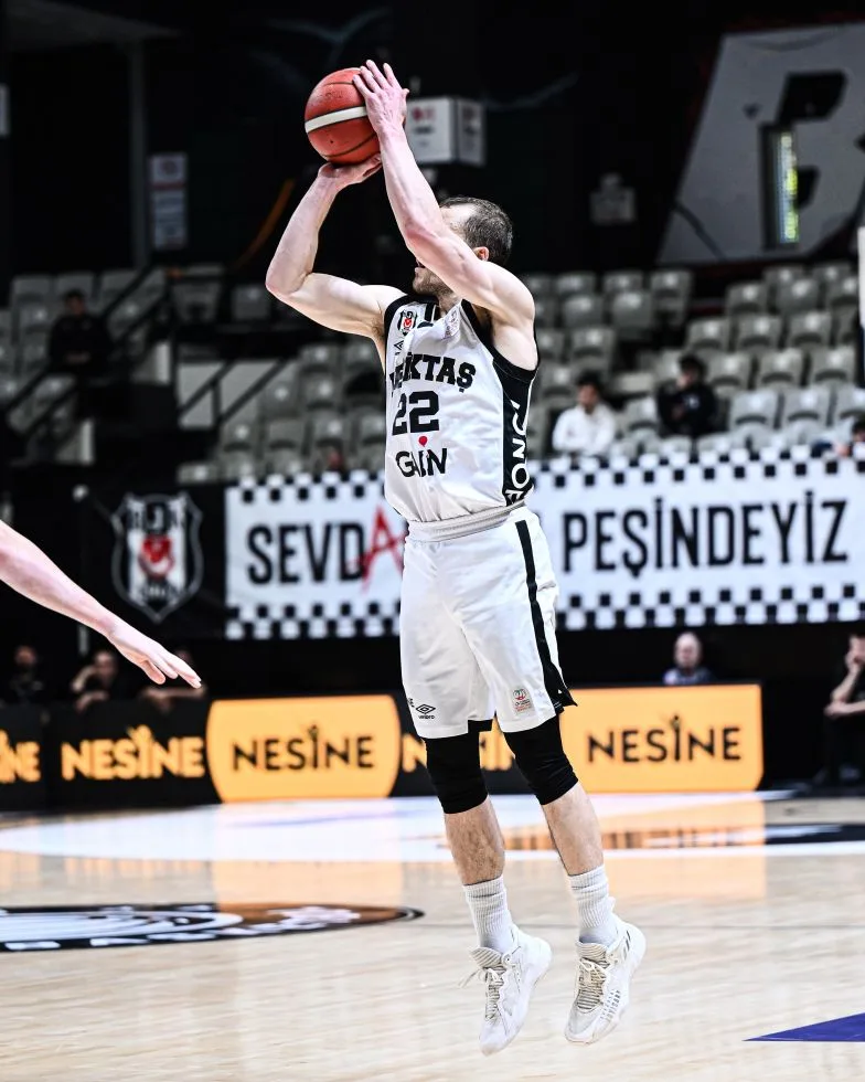 Beşiktaş GAİN, Aliağa Petkimspor'u mağlup etti