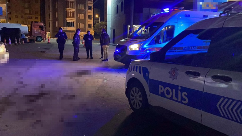 Kayseri'de Akaryakıt İstasyonunda Bıçaklı Kavga