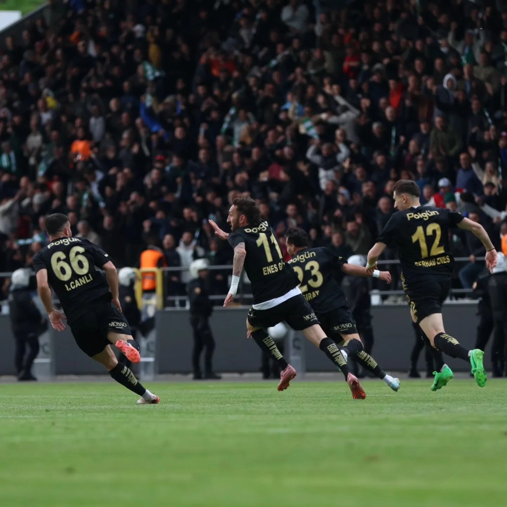 Muğlaspor Tarihi Final İçin Bursa'da