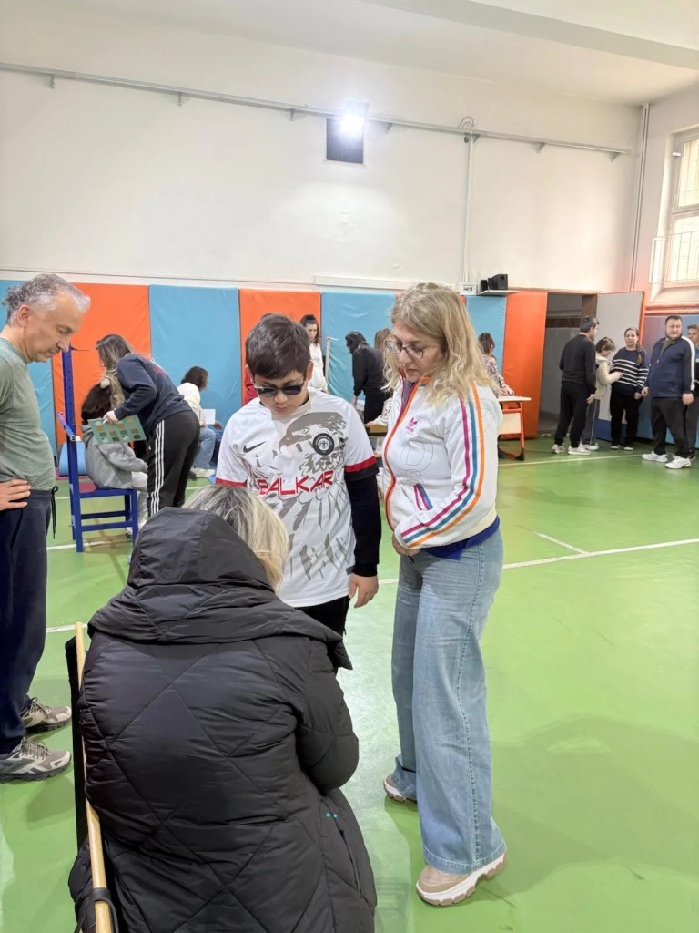 Görme Engellilere Yapay Zeka Destekli Spor Yönlendirmesi