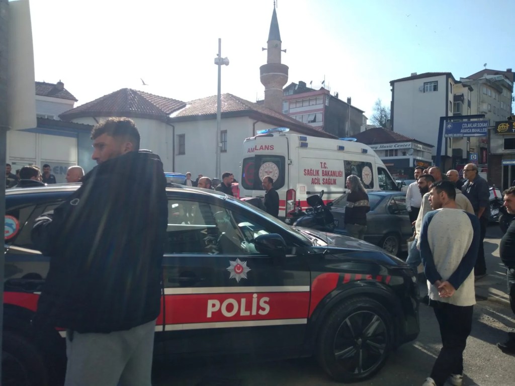 Eski Kız Arkadaşının Akrabalarıyla Kavga: İki Yaralı
