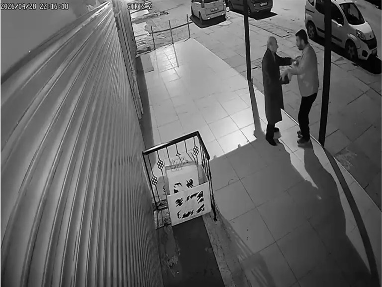 Ankara'da 93 yaşındaki adamı darbedip cüzdanını çaldı
