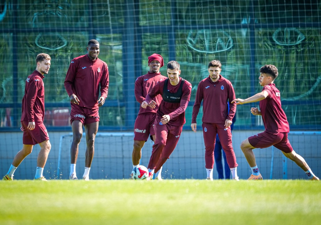 Trabzonspor Beşiktaş Maçı İçin Hazırlıklarını Sürdürüyor