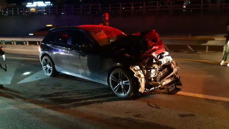 Kocaeli'de Zincirleme Kaza: Üç Kişi Yaralandı