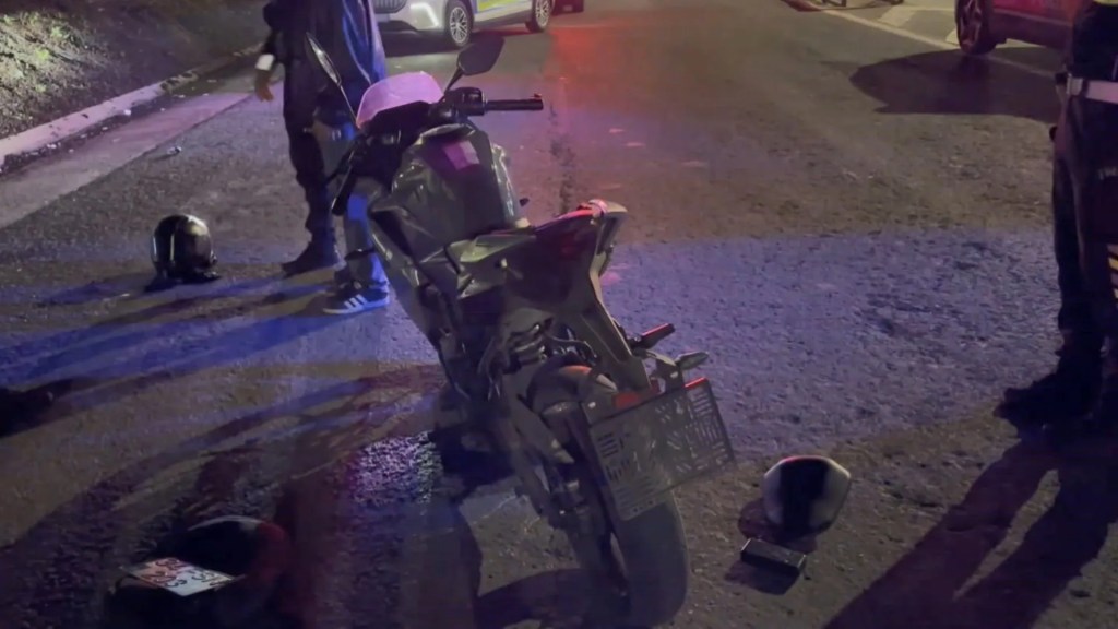Ataşehir'de Çalıntı Motosikletle Kaçanlar Yakalandı