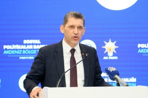 Fatma Betül Sayan Kaya’dan CHP belediyelerine sert eleştiri