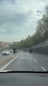 Sarıyer'de Motosikletliye Çarpan Minibüs Kaçtı