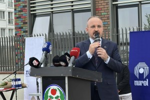 Bülent Turan: Türk Polisi Mücadeleye Devam Ediyor