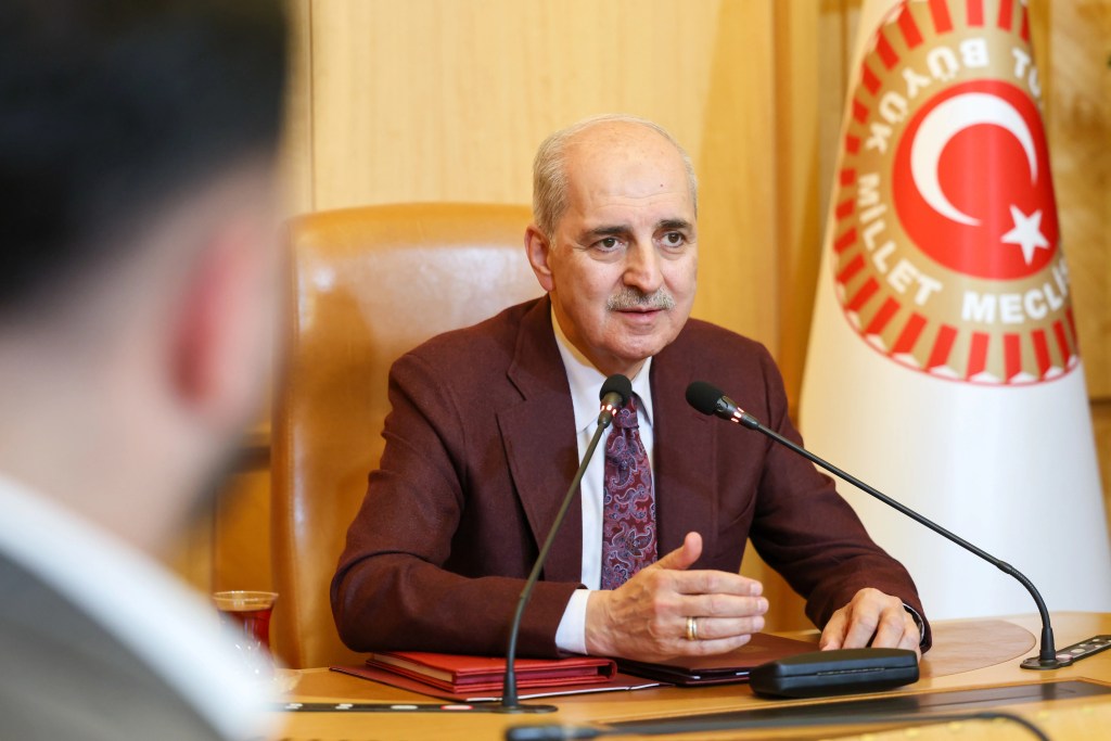 Numan Kurtulmuş: Türk diasporası Türkiye'nin gücüyle büyüyor