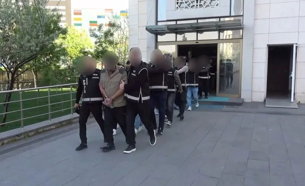 Ankara Merkezli Operasyonda 6 Tutuklama
