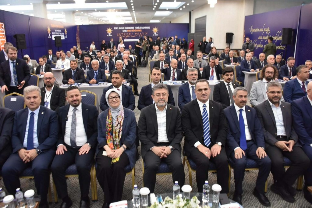 Bakan Yumaklı: Üretimde Kendimize Yeterli Olmayı Hedefliyoruz