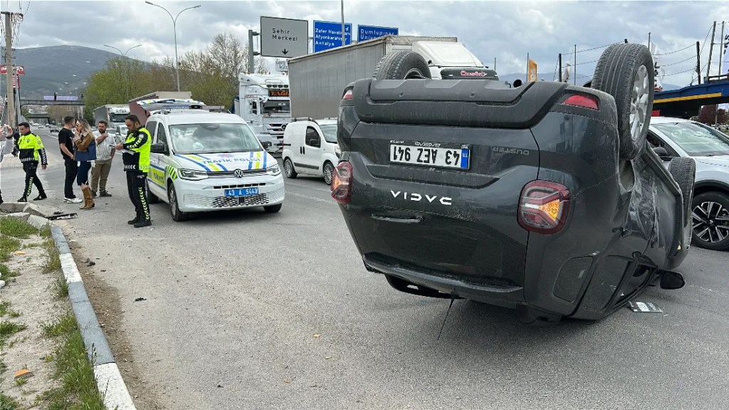 Kütahya'da zincirleme kaza!
