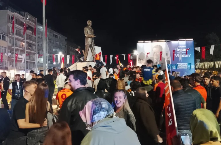 Silivri'de Galatasaray Coşkusu!