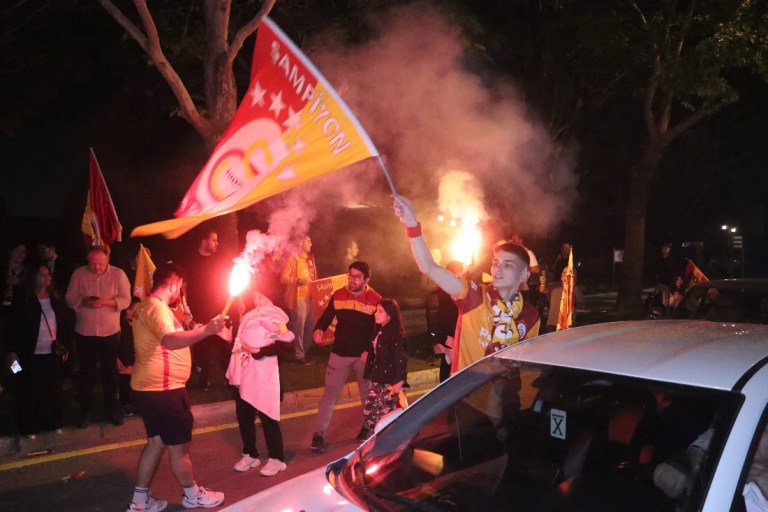 Galatasaray'ın Şampiyonluğu Denizli'de Coşkuyla Kutlandı!