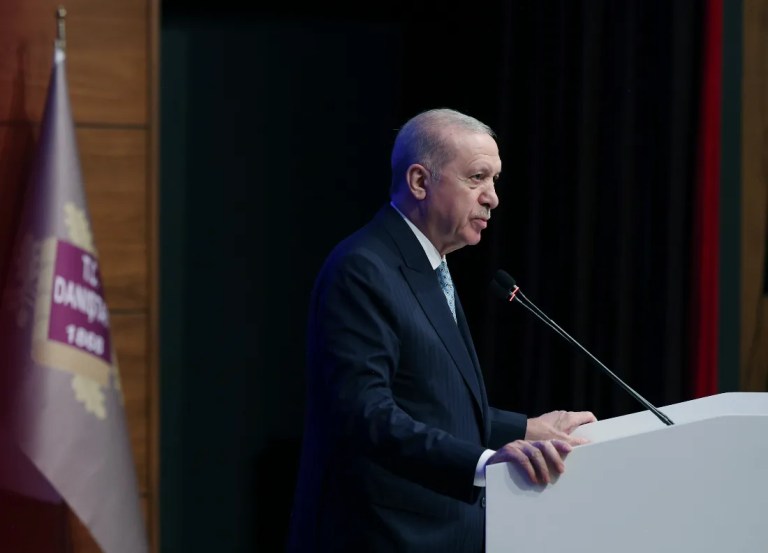 Cumhurbaşkanı Erdoğan'dan anayasa vurgusu
