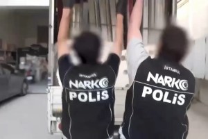 Bağcılar’da kamyonette uyuşturucu operasyonu!