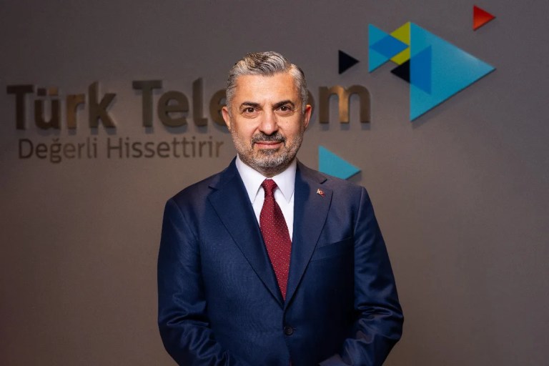 Türk Telekom'dan Türkiye'ye Fiber Ağ Desteği