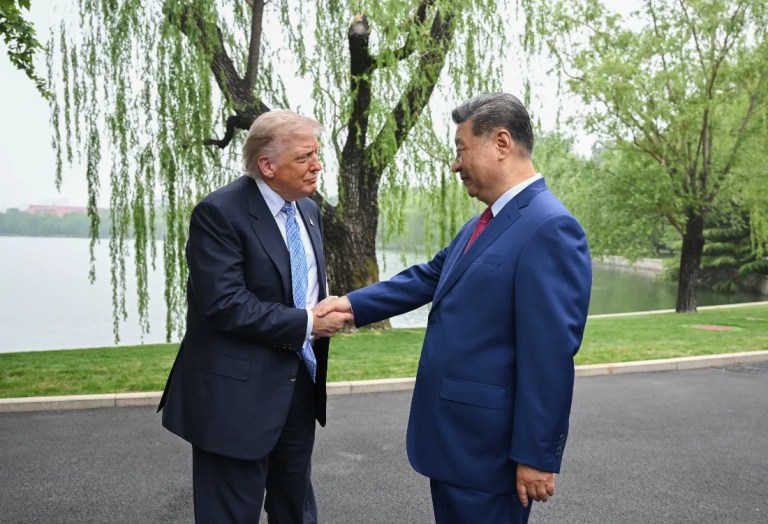 Şi ve Trump Pekin'de Buluştu