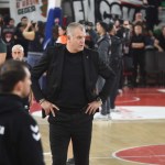 Karşıyaka'da Nihat Mala Sessizliğini Bozdu